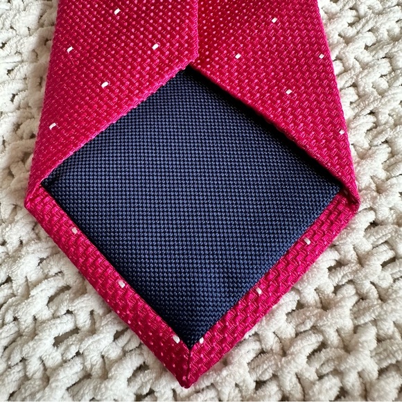 CHARLES TYRWHITT Spot Tie Pink & White Woven 100% Silk Tie Men’s London Trendy - Picture 8 of 9